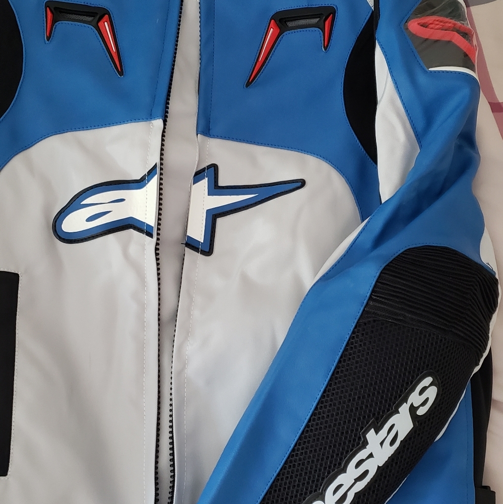 Motorcycle jacket